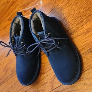 NEW Ugg Neumel